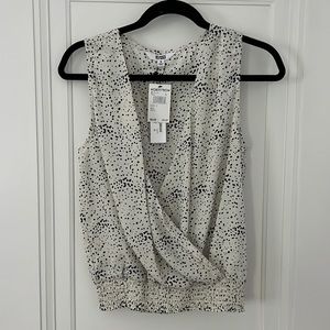 BB Dakota Speckled Wrap Top